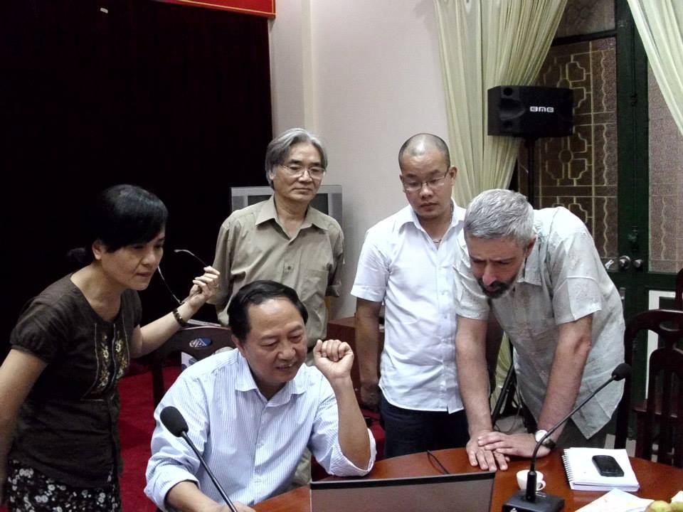 GS Ngôn ngữ học phản biện đề xuất cải tiến chữ viết tiếng Việt của PGS Bùi Hiền