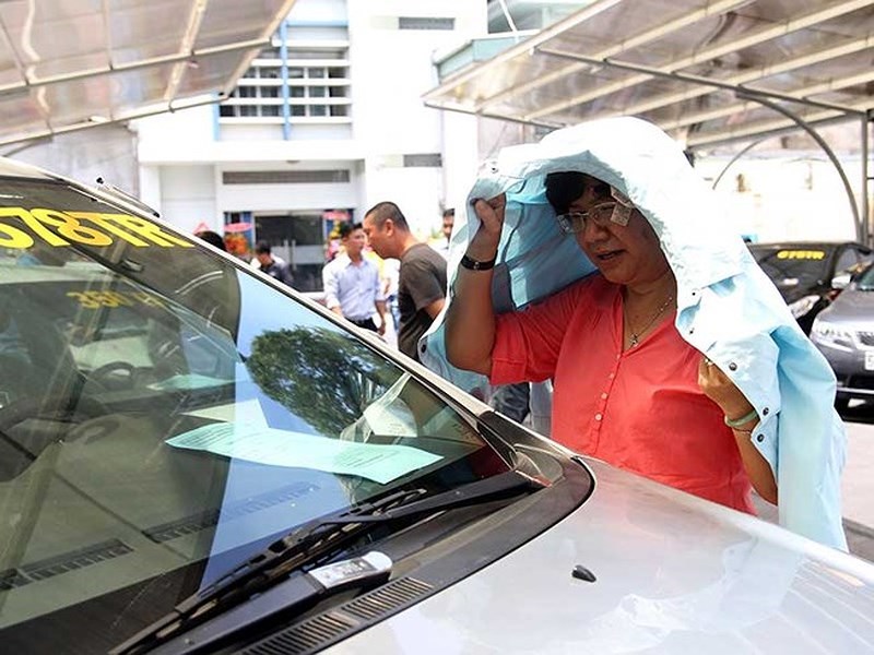 Ô tô cũ đìu hiu như chợ chiều vì thuế tăng gấp đôi