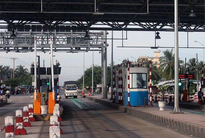 BOT Cai Lậy vẫn 'xả trạm', chờ Bộ GTVT vào xử lý