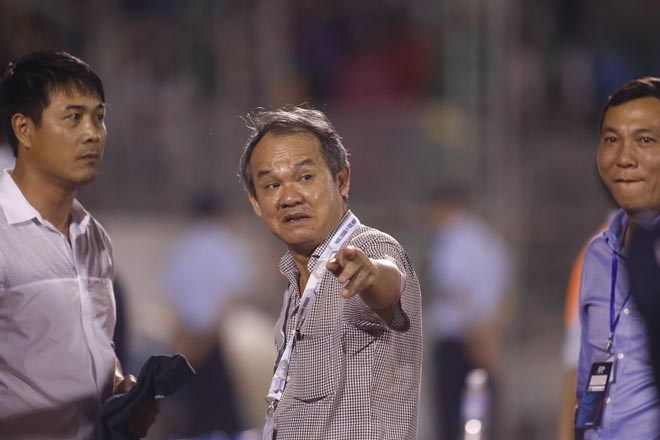 HAGL: Chạnh lòng chuyện thưởng, bầu Đức làm sao đây?