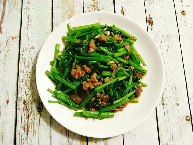 Cơm chiều sang chảnh với thực đơn toàn món ngon, cả nhà khen nức nở