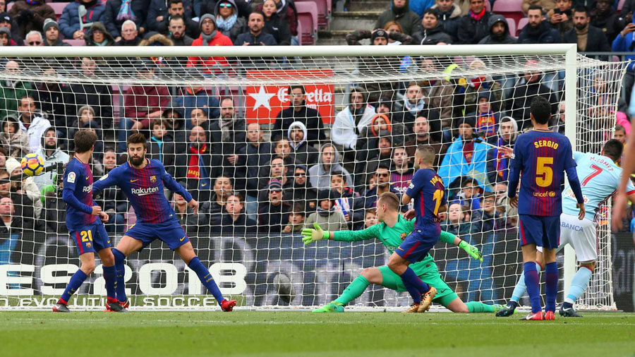 Messi và Suarez cùng nổ súng, Barca vẫn hòa tức tưởi