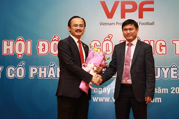 Bầu Tú thay bầu Thắng làm Chủ tịch VPF