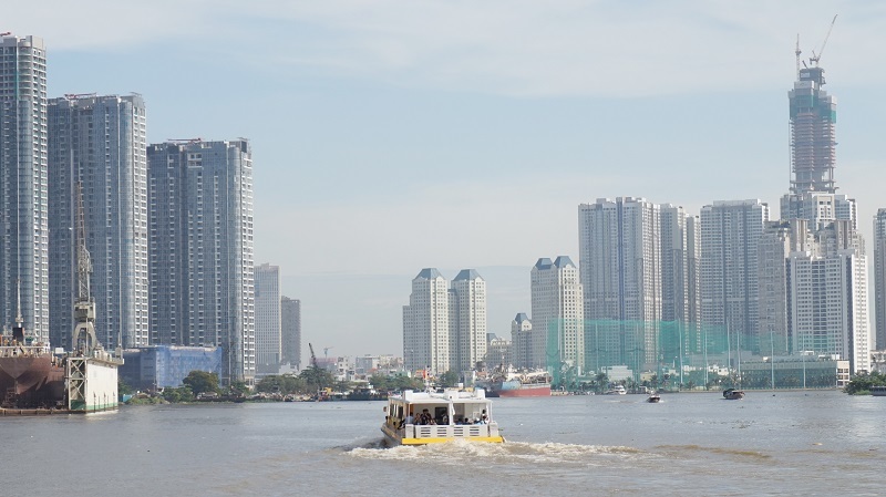 Người dân nói gì về buýt sông đầu tiên ở Sài Gòn