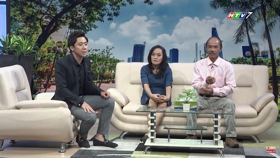 Trấn Thành nghẹn ngào trước tâm sự phụ huynh có con đồng tính