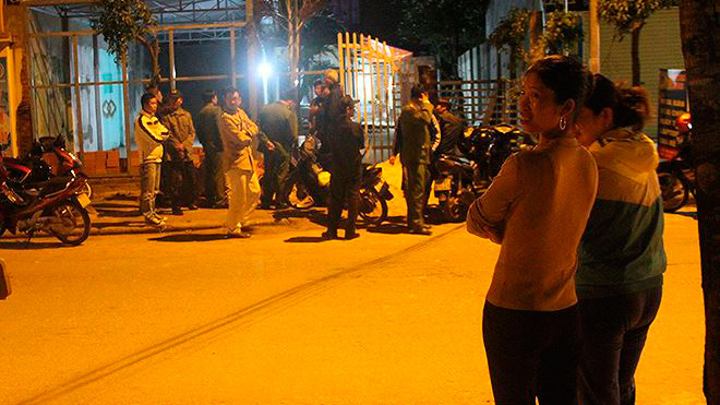 Phát hiện xương cẳng chân người dưới nền quán cà phê