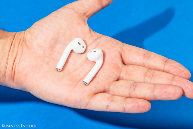 Apple thắng lớn nhờ tai nghe AirPods