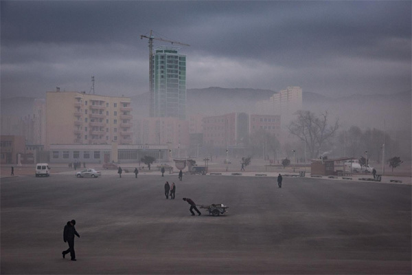 Hình ảnh cuộc sống ở nơi Kim Jong Un phóng tên lửa