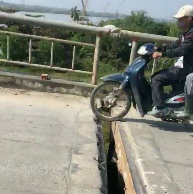 video cầu Sông Mới