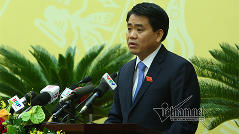 Chủ tịch Hà Nội: Lát đá vỉa hè làm rất bừa bãi