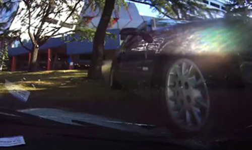 Những sự cố hy hữu và hài hước xảy ra trên đường