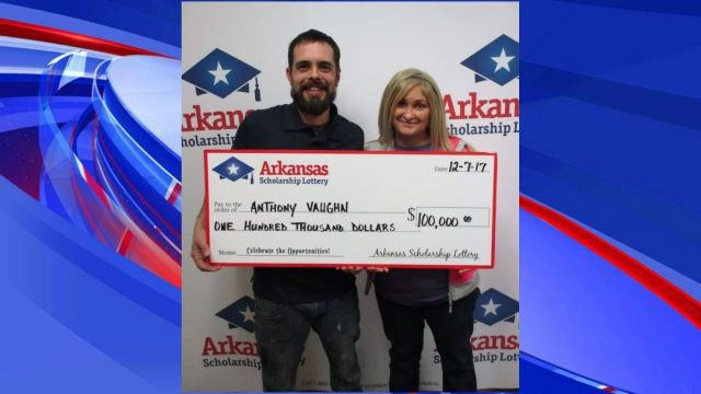 Vừa bị cháy nhà thì trúng số 100.000 USD