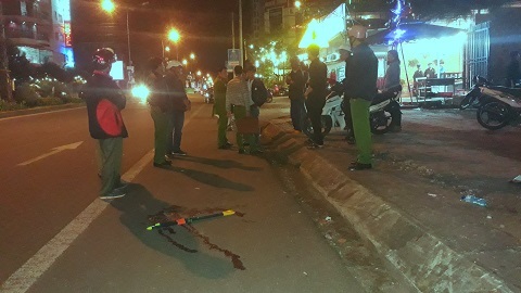 Cha đâm chết con trai 5 tuổi vì giành nuôi con với vợ cũ?