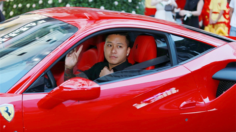 Vì sao Tuấn Hưng giàu nhất nhì giới nghệ sĩ miền Bắc?