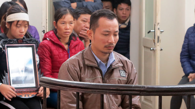 Về quê vợ chơi, bị tấn công, chống trả đoạt mạng 2 người