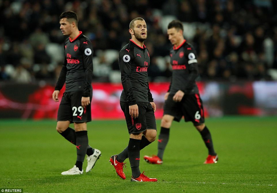 Phung phí cơ hội, Arsenal bị West Ham cầm chân
