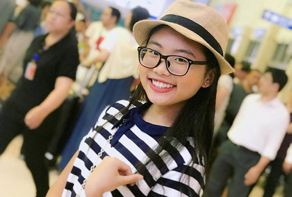 Phương Mỹ Chi: Từ hát đám cưới 100.000 đồng đến ca sĩ cát-xê ngang sao hạng A