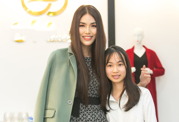 Lan Khuê bất ngờ trước tài năng thiết kế của nữ sinh 16 tuổi