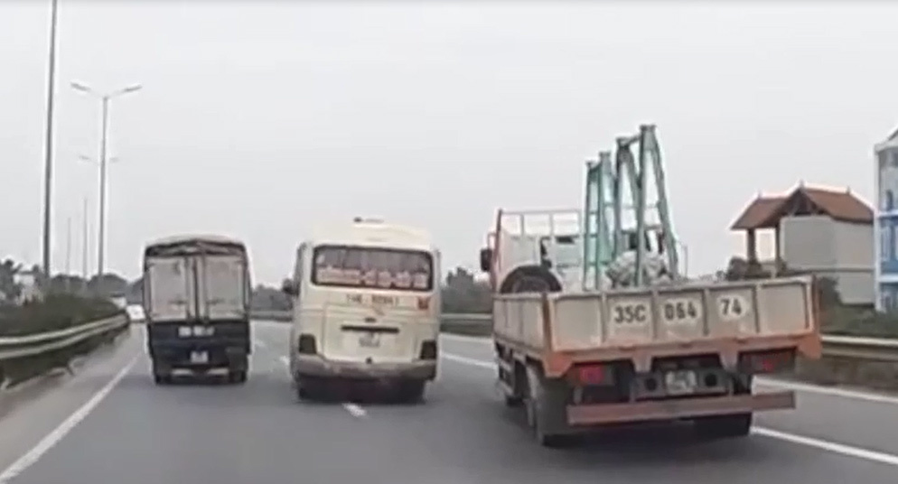 Lái xe kiểu 'giết người' - Những hành vi đáng lên án