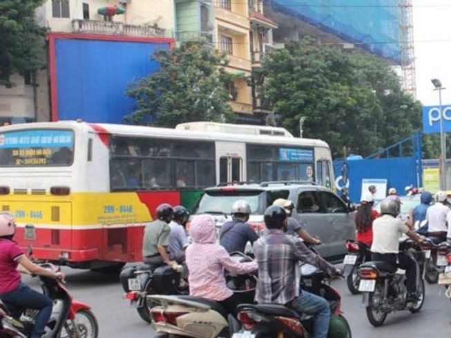 Các mức phạt khi ô tô, mô tô đi vào đường cấm