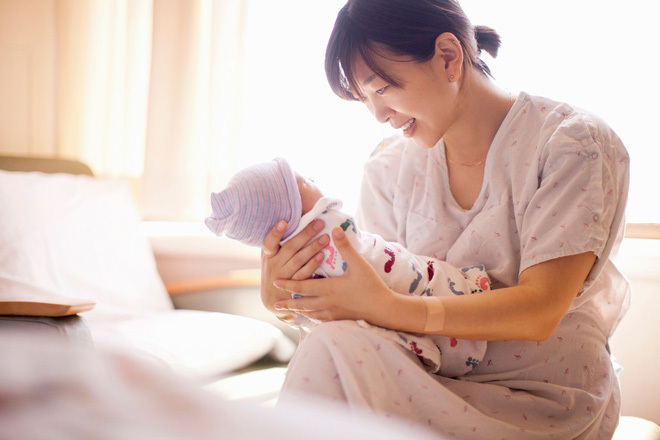 Công ty phá sản, lao động nữ sợ mất trợ cấp