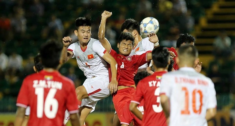 U21 Việt Nam 2-0 U21 Myanmar: Văn Sơn sút 11m phút 64