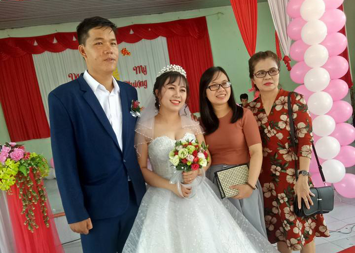 Cô gái tiết lộ lý do cưới gấp chàng sĩ quan sau 22 ngày phát sóng