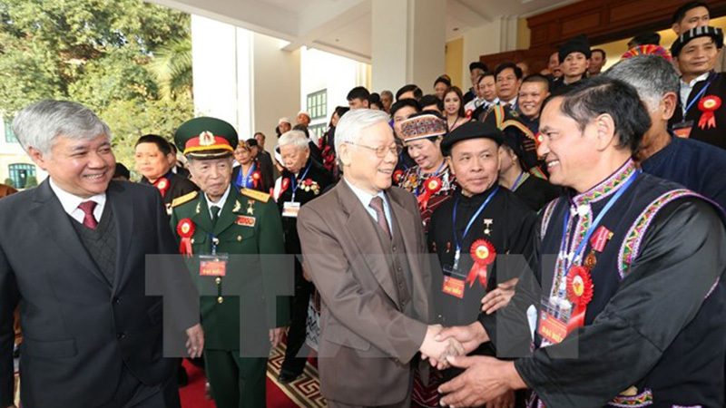 Tổng bí thư gặp mặt thân mật các đại biểu dân tộc thiểu số tiêu biểu