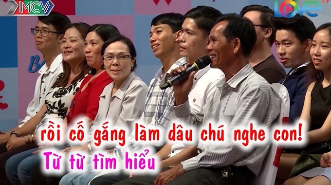 Bạn muốn hẹn hò: Người cha tội nghiệp hụt hẫng khi con trai bị từ chối phũ
