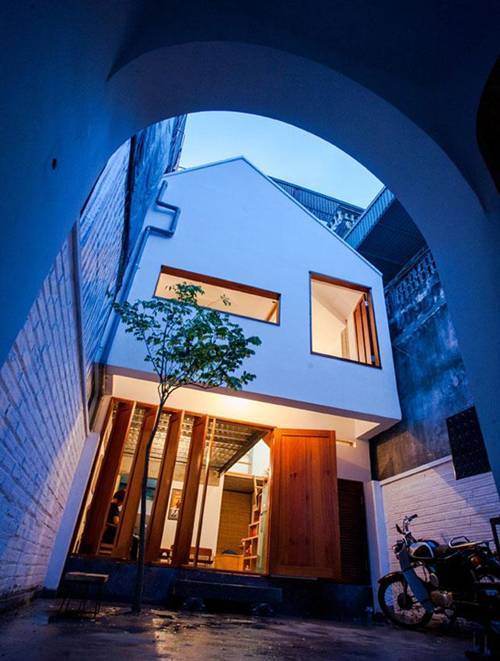 Vợ chồng trẻ Hà Nội xây nhà 2 tầng chỉ với 15 nghìn USD khiến ai nấy đều mê tít