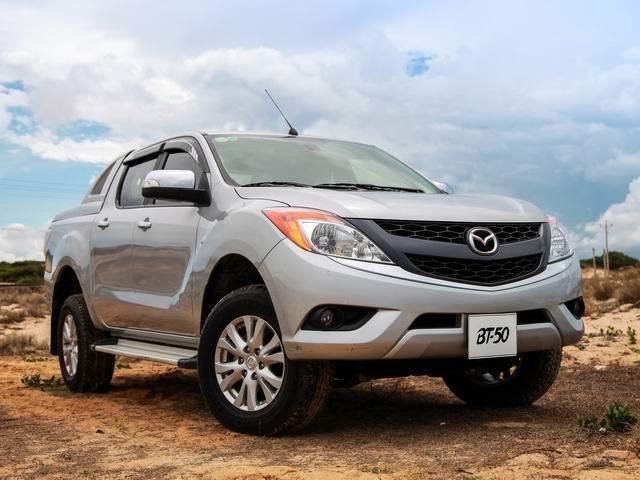 Giá Mazda BT-50 MT còn 592 triệu đồng, rẻ nhì Việt Nam