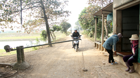 Trạm 'BOT' làng sừng sững 19 năm ở Thủ đô