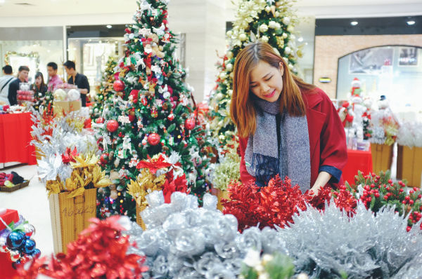 Săn hàng sale mùa noel và cuối năm: Sướng hơn BlackFriday