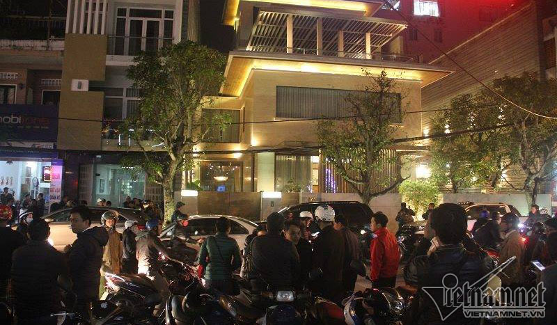 Khám nhà ông Vũ 'nhôm'