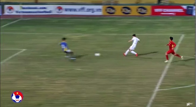 U23 Việt Nam 0-2 Ulsan Huyndai: Quá nhanh, quá nguy hiểm