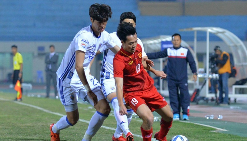 U23 Việt Nam 1-2 Ulsan Huyndai: Văn Toàn ghi bàn