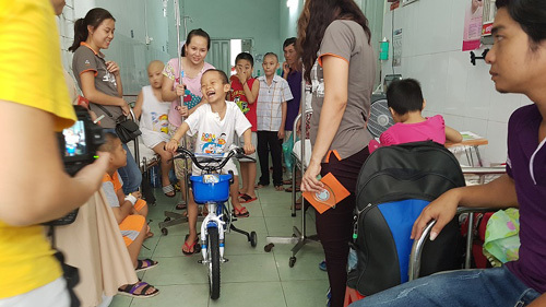 Giấc Mơ Đêm Mùa Đông 2017 cho bệnh nhi ung thư