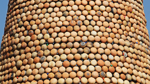 Cây thông Noel độc đáo nhất xứ Nghệ, làm từ hàng ngàn nồi đất