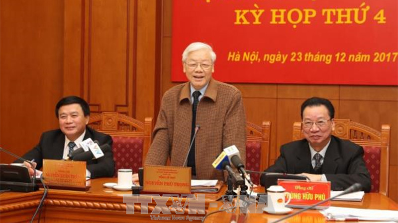 Tổng bí thư: Lý luận phải vươn lên dẫn đường và đồng hành với thực tiễn