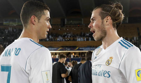 Ronaldo, Bale tháo chạy đến Chelsea, MU, Real tậu gấp Aguero
