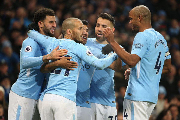 Đè bẹp Bournemouth, Man City 
