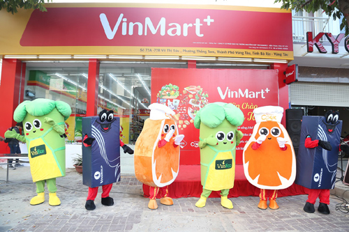Noel ở Vũng Tàu: Khai trương 15 VinMart+