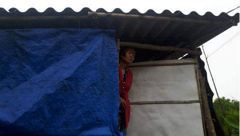 dân-thờ-ơ-chống-bão-số-12-bão-tembin