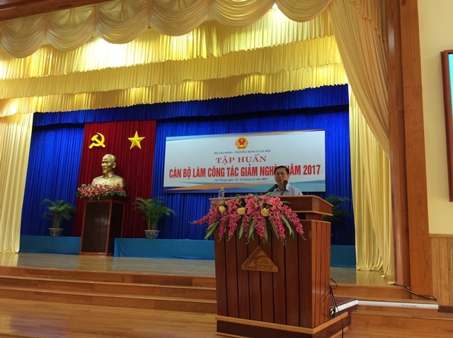 Tập huấn công tác giảm nghèo năm 2017 tại An Giang
