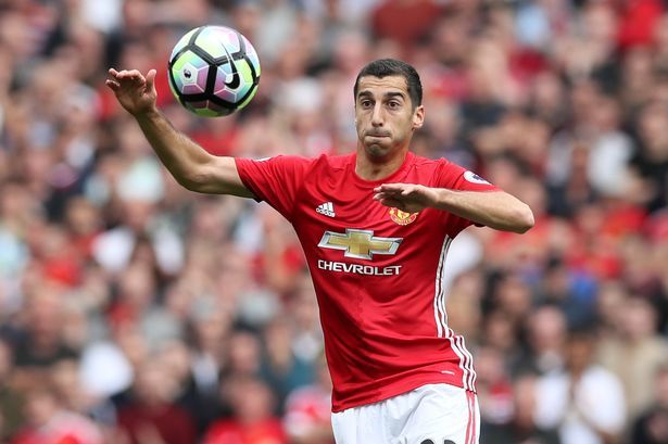 Mkhitaryan chạy sang Arsenal, Mourinho mua 