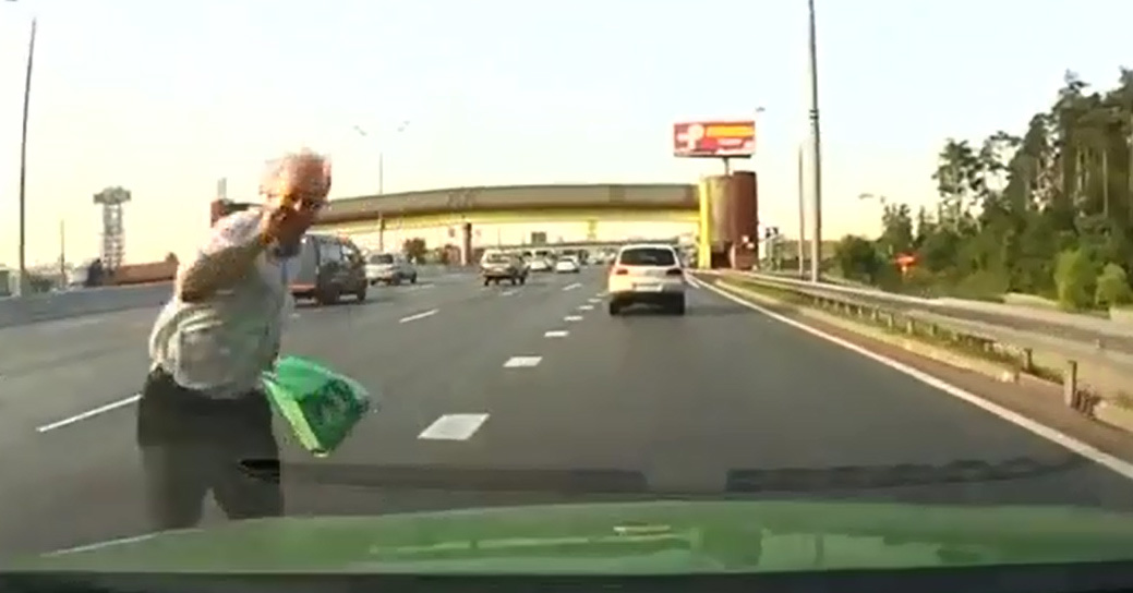 'Tuyển tập' những pha tai nạn bất ngờ nhất