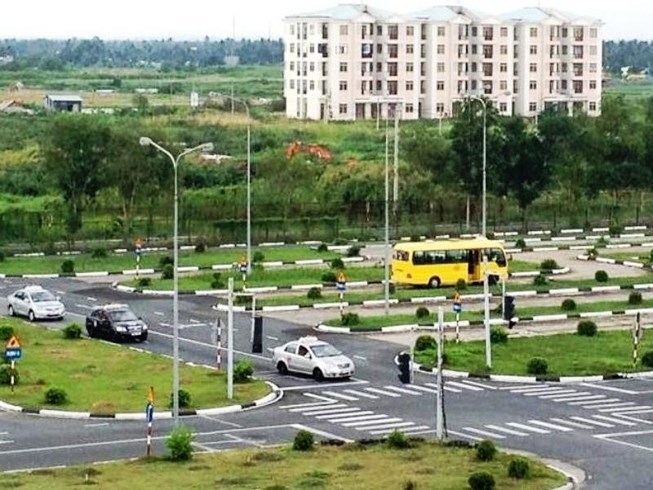 Học lái xe có quy định thời gian lý thuyết, thực hành?