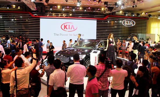 Ô tô Kia sắp giảm còn 290 triệu, xe Mazda chưa đến 500 triệu