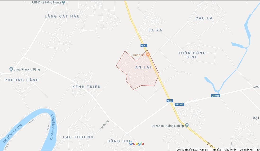 Giải cứu cụ bà, trưởng công an xã bị chém vào đùi