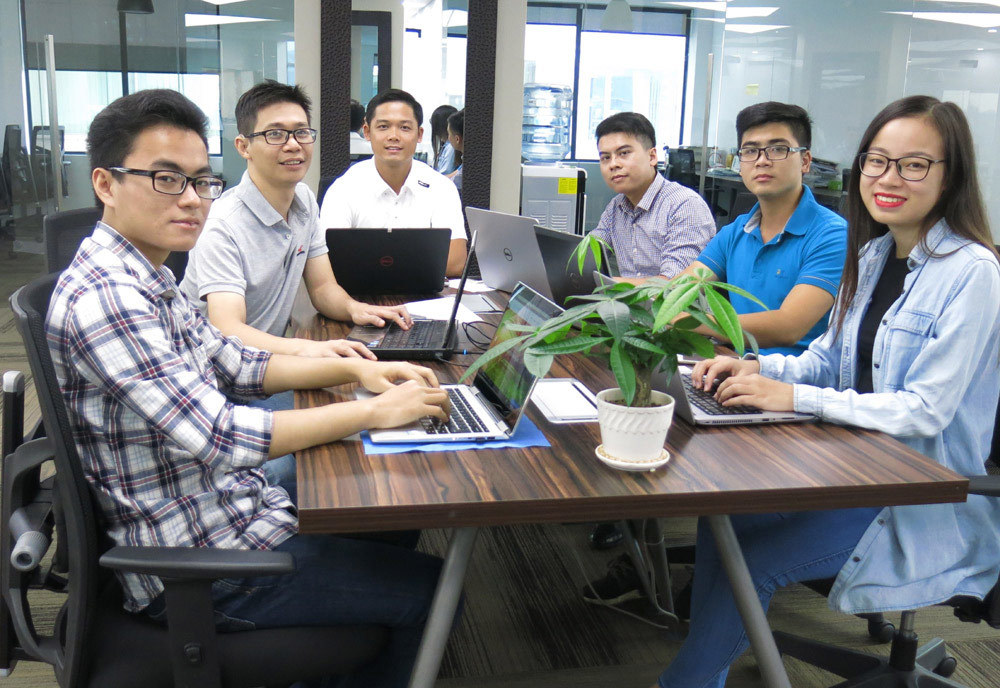 Phòng thí nghiệm bằng ‘click’ chuột của các nhà khoa học trẻ